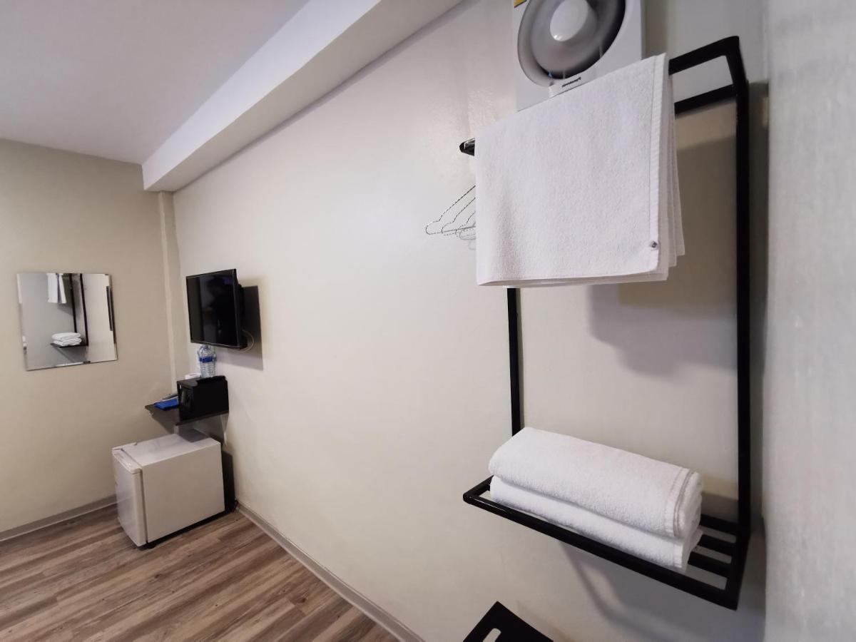 Kim Korner Hotel Bangkok Bagian luar foto