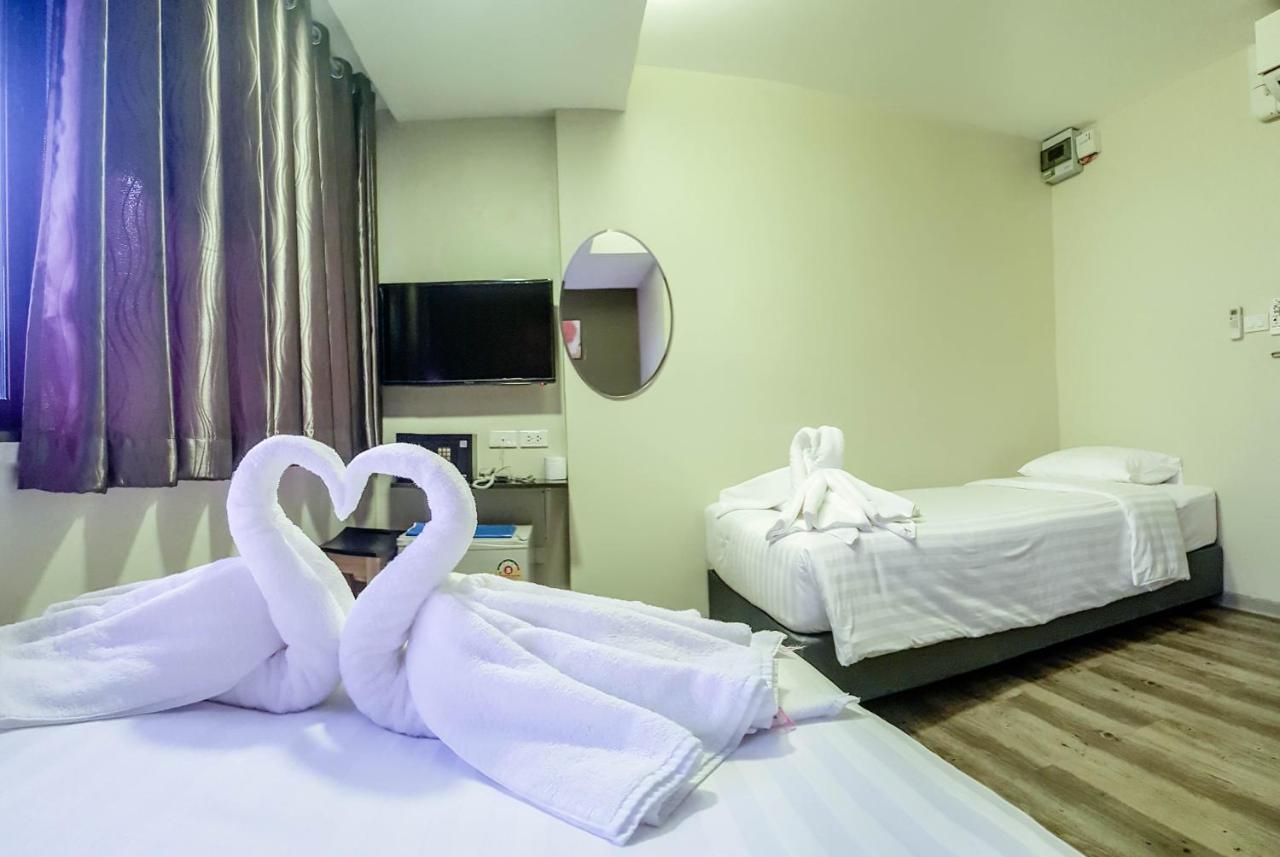 Kim Korner Hotel Bangkok Bagian luar foto